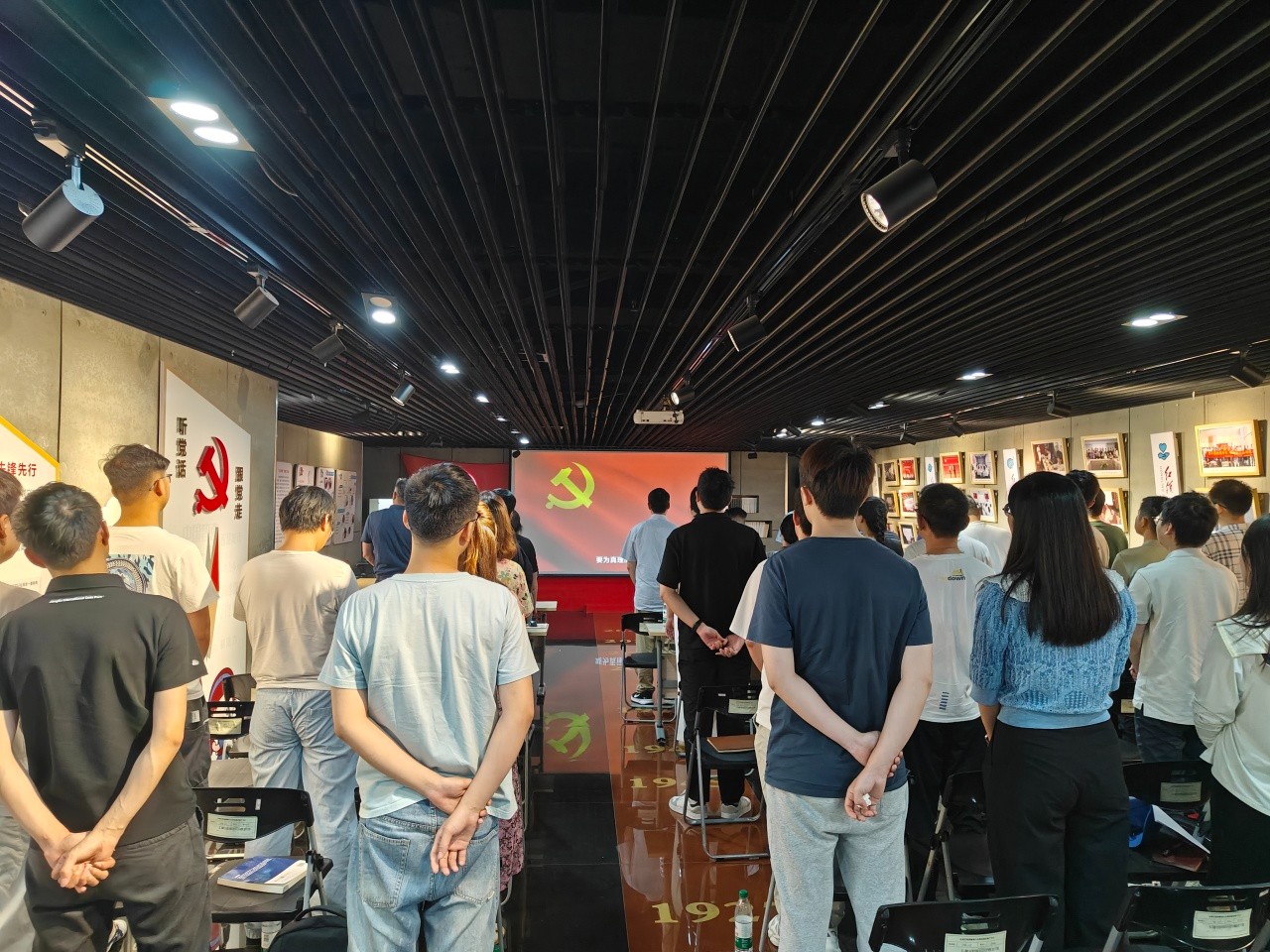 1722494048128880.jpg 1722494048128880.jpg